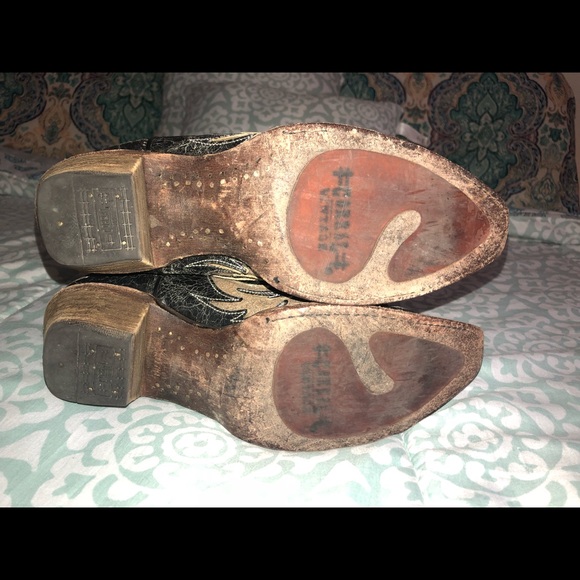 Corral Vintage Black Boots - Picture 4 of 6